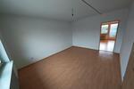 Etagenwohnung Landau an der Isar - 4 Zimmer, 119 m&sup2;, 952&euro; | Angebot:25400381