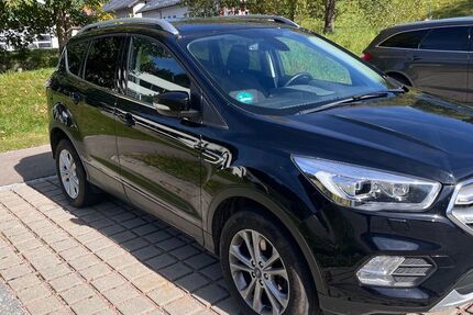 Ford Kuga 76.000 km 20.500 € Schönwald 78141