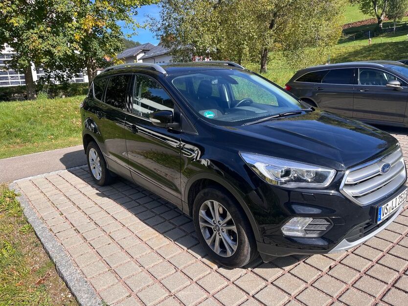 Ford Kuga 76.000 km 20.500 € Schönwald 78141