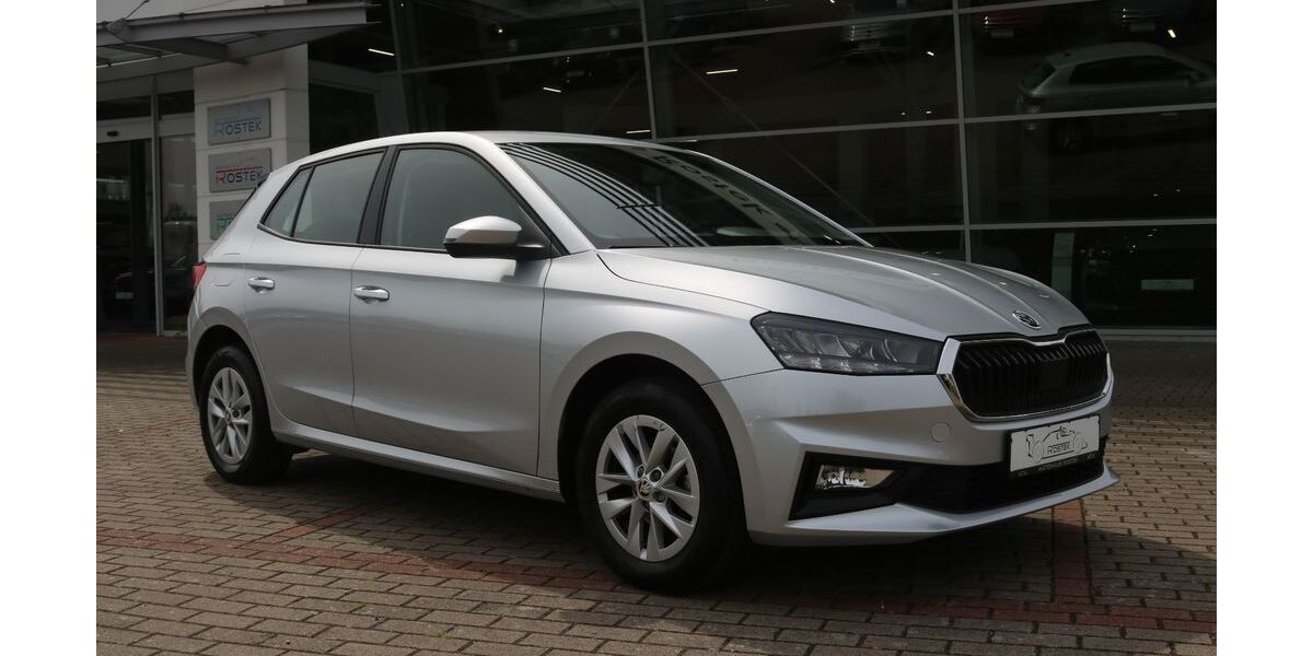 Skoda Fabia 26.520 km 13.900 &euro; Bückeburg 31675