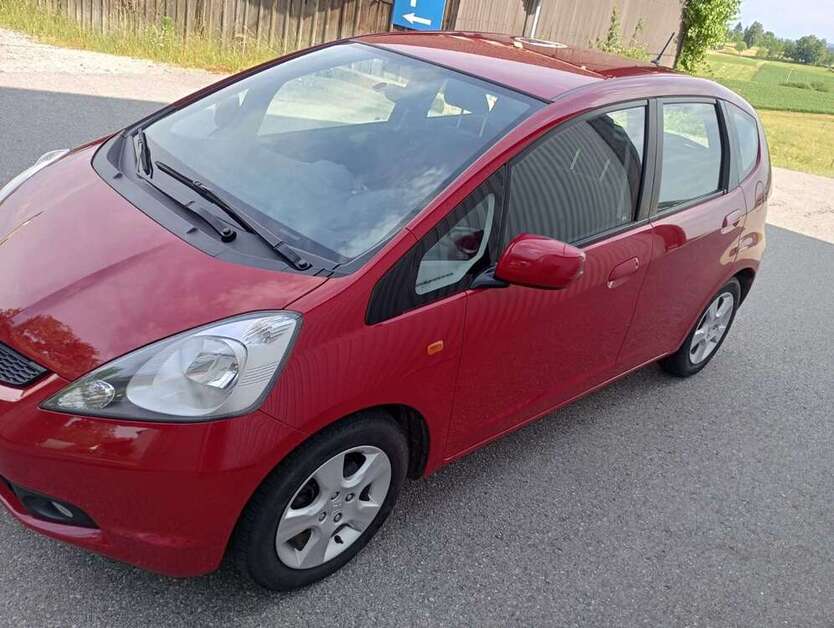 Honda Jazz 119.171 km 2.900 € Passau 94036