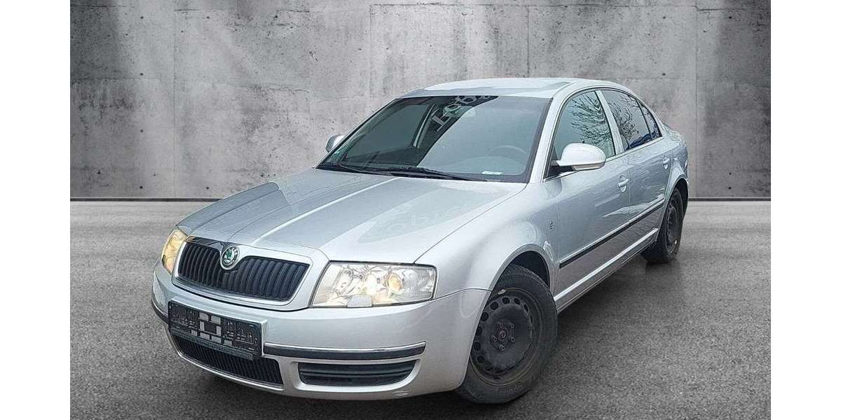 Skoda Superb 169.000 km 2.950 &euro; Lübbenau 03222