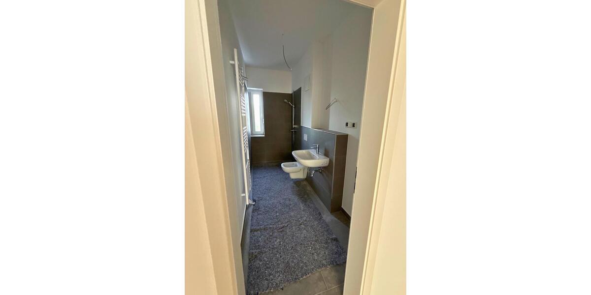 Mehrfamilienhaus, Wohnhaus Hannover Herrenhausen-Stöcken - 18 Zimmer, 350 m&sup2;, 5.000&euro; | Angebot:26454275