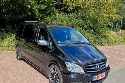 Mercedes Viano
