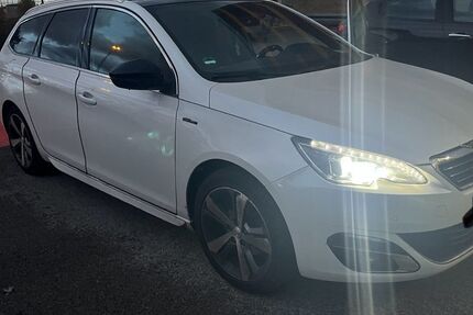 Peugeot 308 140.000 km 9.500 &euro; Nürnberg 90459