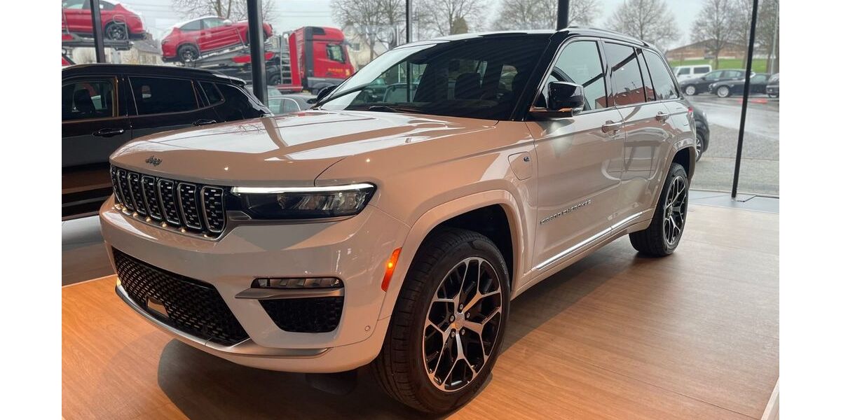 Jeep Grand Cherokee 15.000 km 69.980 € Diedorf / Augsburg 86420