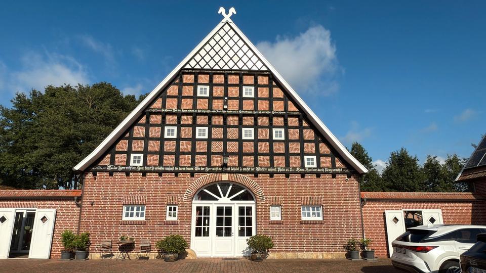 Bauernhaus, Landhaus Menslage - 8 Zimmer, 439 m&sup2;, 2.345.000&euro; | Angebot:26676927