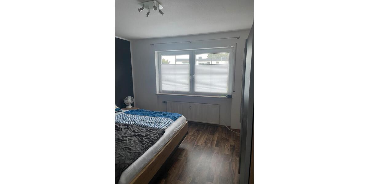 Etagenwohnung Halver - 3 Zimmer, 80 m&sup2;, 825&euro; | Angebot:25138292