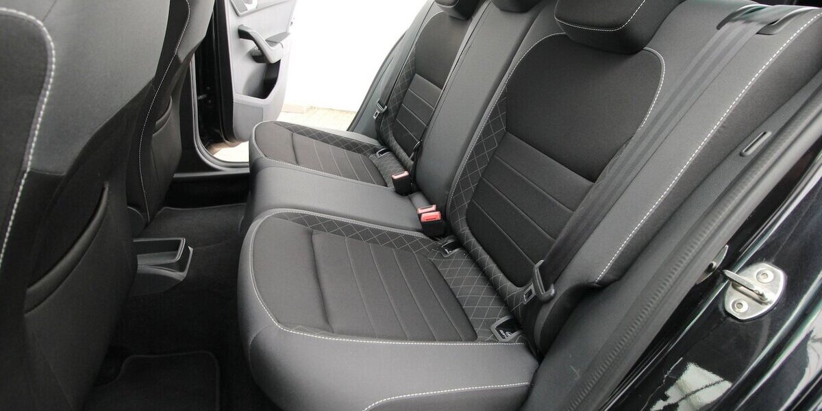 Skoda Fabia Combi TSI Ambition Plus KAMERA+SITZHEIZUNG 60.997 km 15.900 &euro; Hagenow 19230