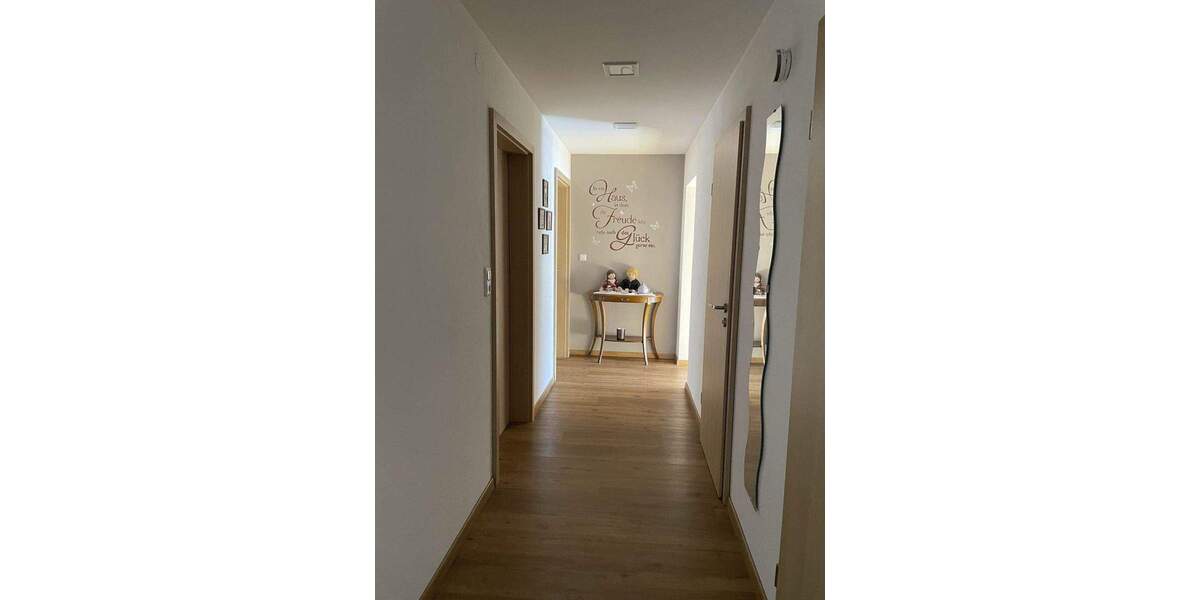 Gewerbeobjekt Uffenheim - 8 Zimmer, 375.000&euro; | Angebot:25318199