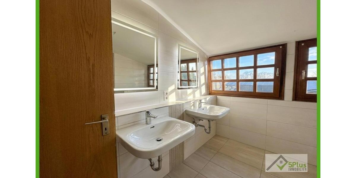 Doppelhaushälfte Eschweiler - 4 Zimmer, 210 m&sup2;, 1.100&euro; | Angebot:24612204