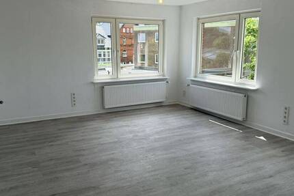 Wohnung Burg (Dithmarschen) - 3 Zimmer, 90 m&sup2;, 700&euro; | Angebot:26911250