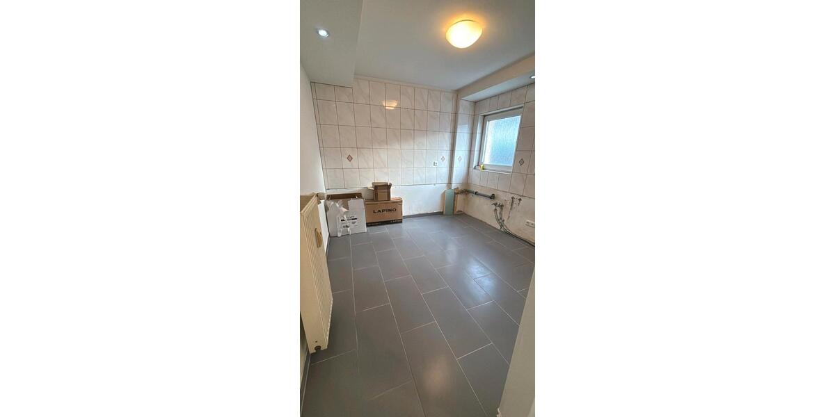 Frisch Renoviertes 4ZKBHaus und Parkplatz in 61184 Karben 4 zimmer