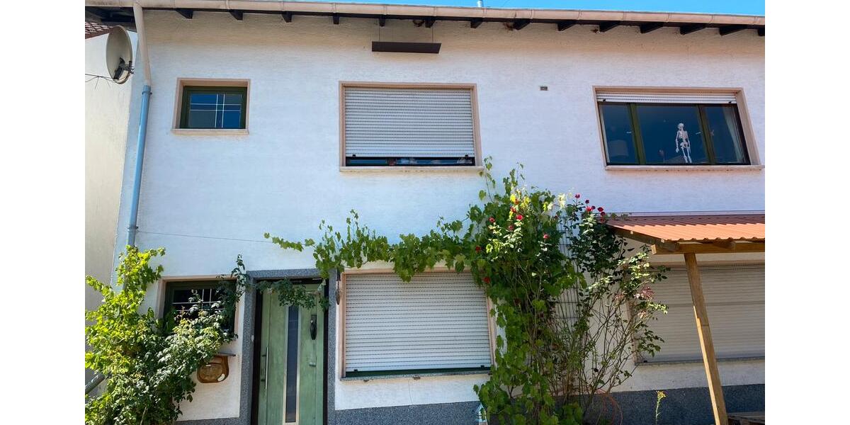Doppelhaushälfte Nohfelden - 7 Zimmer, 150 m&sup2;, 158.480&euro; | Angebot:27014470
