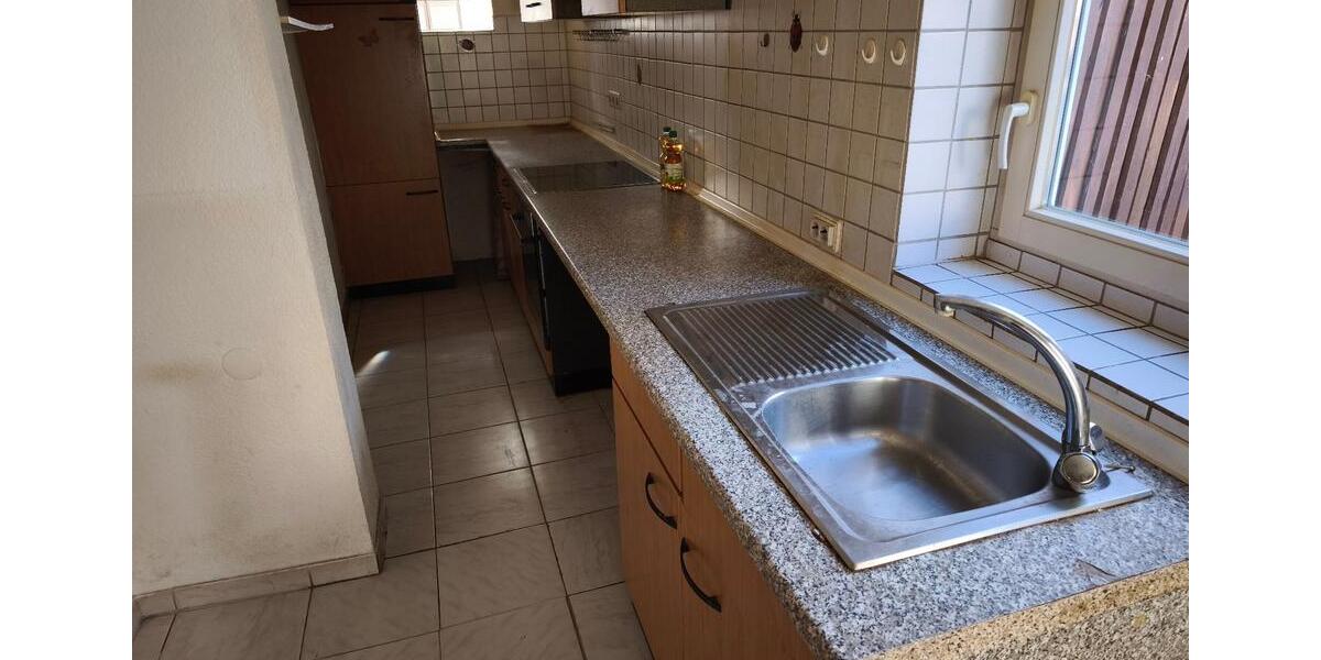 Einfamilienhaus Weimar (Lahn) - 5 Zimmer, 117 m&sup2;, 185.000&euro; | Angebot:26877163