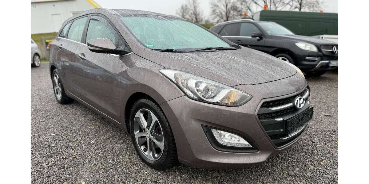Hyundai i30 77.000 km 9.499 &euro; Oberderdingen 75038
