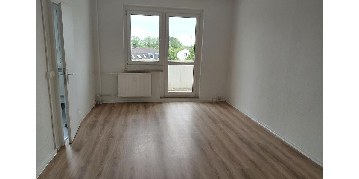 Etagenwohnung Südliches Anhalt - 3 Zimmer, 61 m&sup2;, 304&euro; | Angebot:25477574