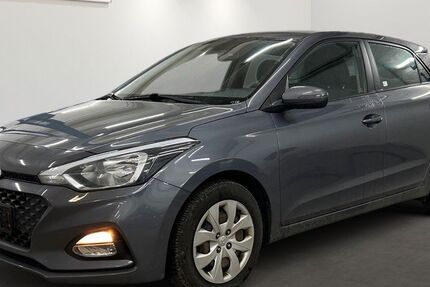 Hyundai i20 140.071 km 6.999 &euro; Berlin 12681