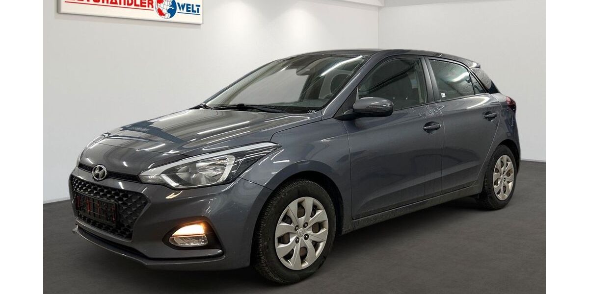 Hyundai i20 140.071 km 6.999 &euro; Berlin 12681