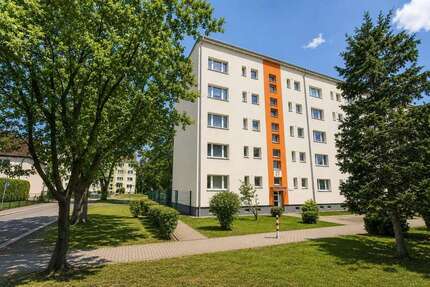 Wohnung Borna - 3 Zimmer, 60 m&sup2;, 73.000&euro; | Angebot:27132534