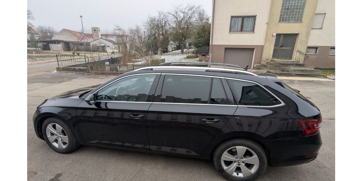 Skoda Superb 100.168 km 16.999 &euro; Wang 85368