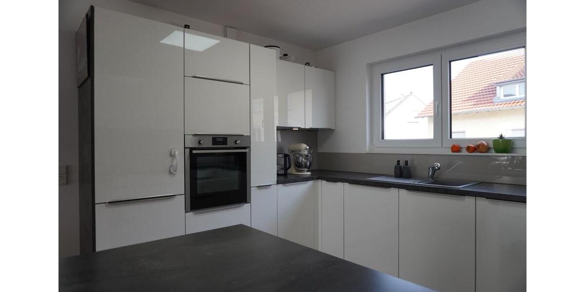 Etagenwohnung Rielasingen-Worblingen Worblingen - 3 Zimmer, 100 m&sup2;, 1.500&euro; | Angebot:26047559