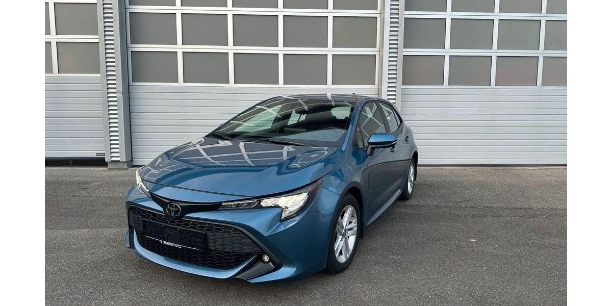 Toyota Corolla 29.990 km 18.990 &euro; Langenenslingen 88515