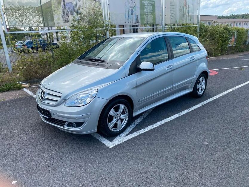 B 200