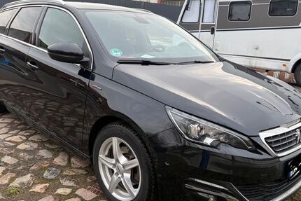 Peugeot 308 116.000 km 7.500 &euro; Lübeck 23552