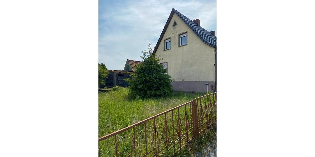 Doppelhaushälfte in Lutherstadt Eisleben 4 zimmer