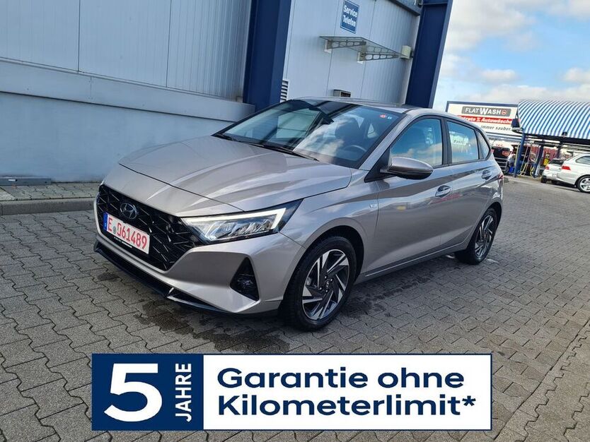 i20