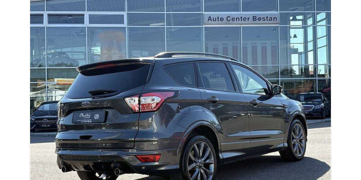Ford Kuga 2.0 St Line SYNC/KAMERA/NAVI/SHZ/AHK/DAB 71.424 km 18.900 &euro; Villingen-Schwenningen 78054