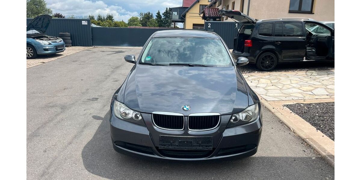 BMW 318 231.000 km 1.800 &euro; Vollersroda 99438