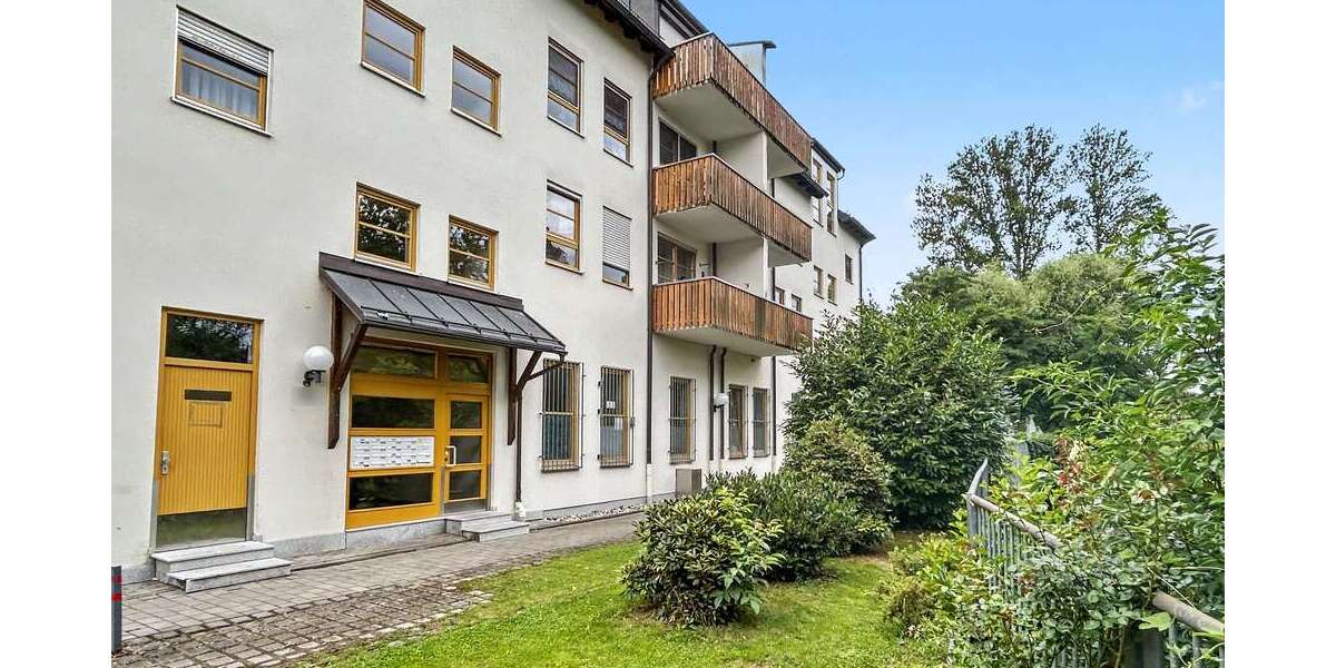 Etagenwohnung Schwandorf - 3 Zimmer, 98 m&sup2;, 230.000&euro; | Angebot:27090752