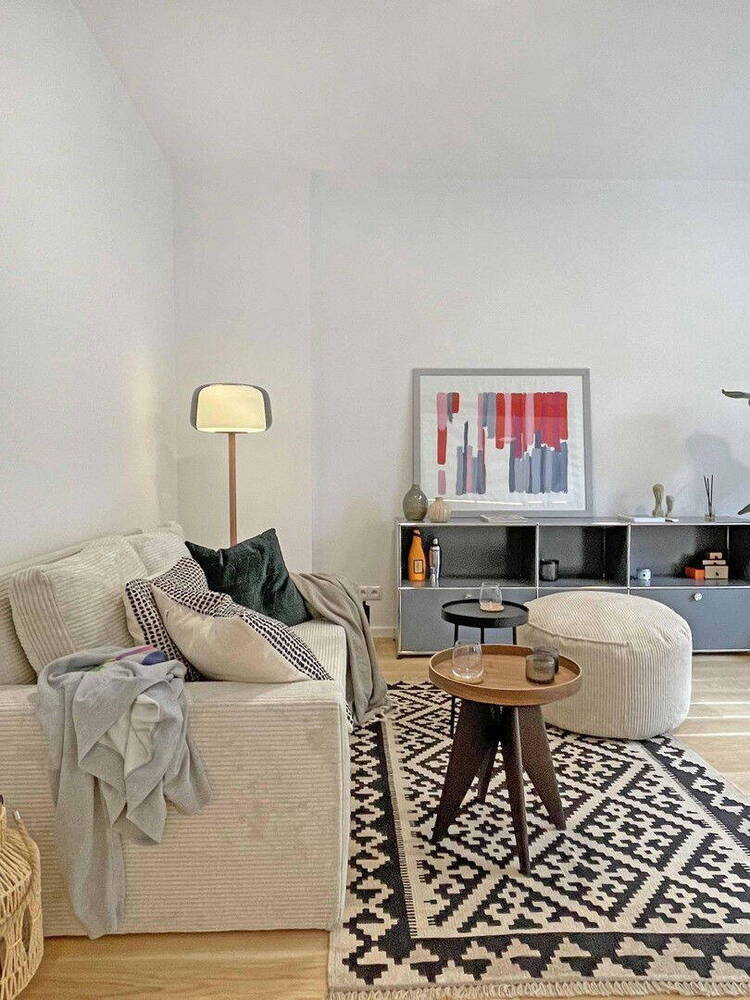 Provisionsfrei: Kernsanierte CityWohnung mit Süd-Balkon in schöner Kiez-Lage