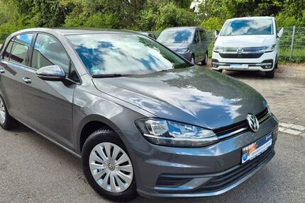 VW Golf 128.000 km 11.500 &euro; Mietingen 88487