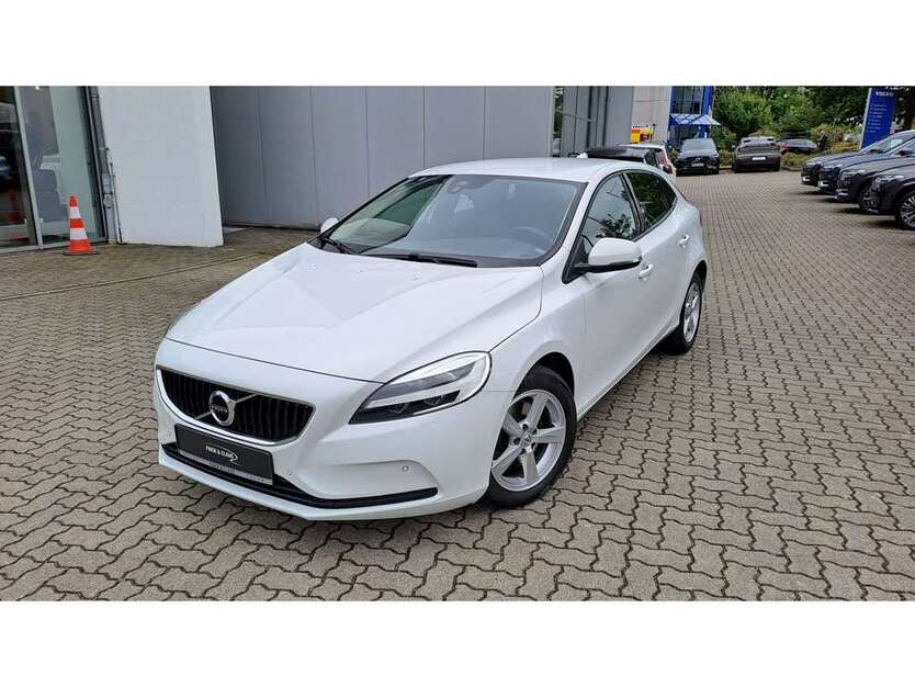 Volvo V40 69.800 km 14.890 € Pinneberg 25421