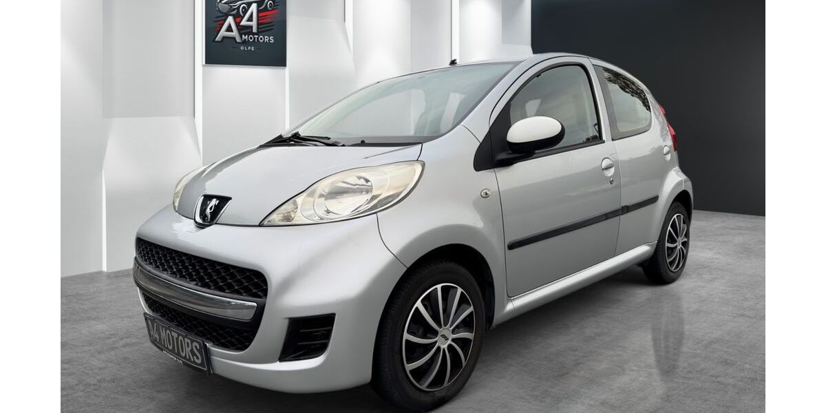 Peugeot 107 70.000 km 3.199 &euro; Olpe 57462