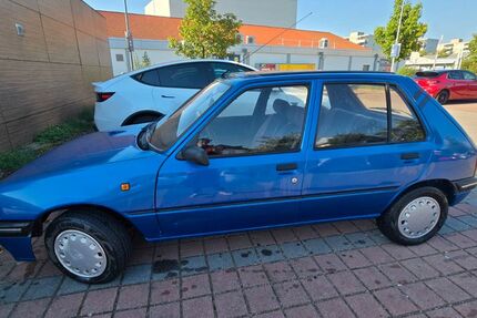 Peugeot 205 95.000 km 850 &euro; Stuttgart 70437