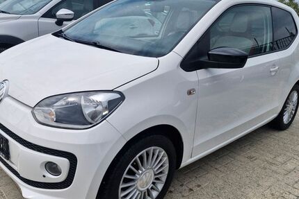 VW up! 83.366 km 7.950 &euro; Calden 34379
