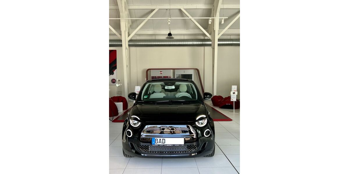 Fiat 500e 29.103 km 22.900 &euro; Baden-Baden 76532