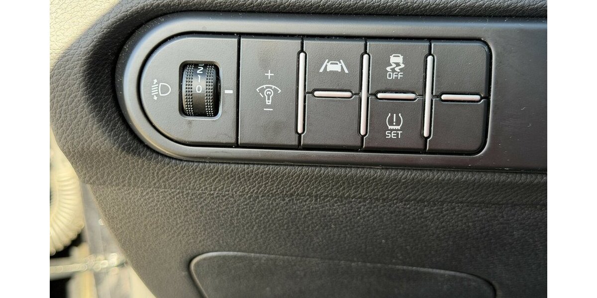 Kia cee´d Sportswagon Vision 1.5 T-GDI / SitzH 38.200 km 19.990 &euro; Donauwörth 86609
