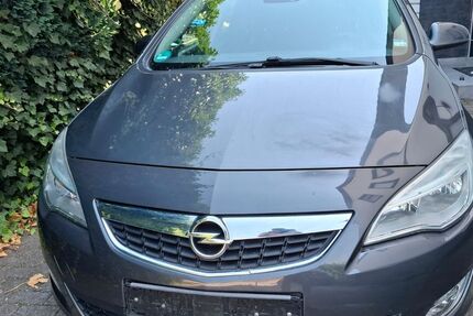 Opel Astra 182.000 km 3.300 &euro; Lage 32791