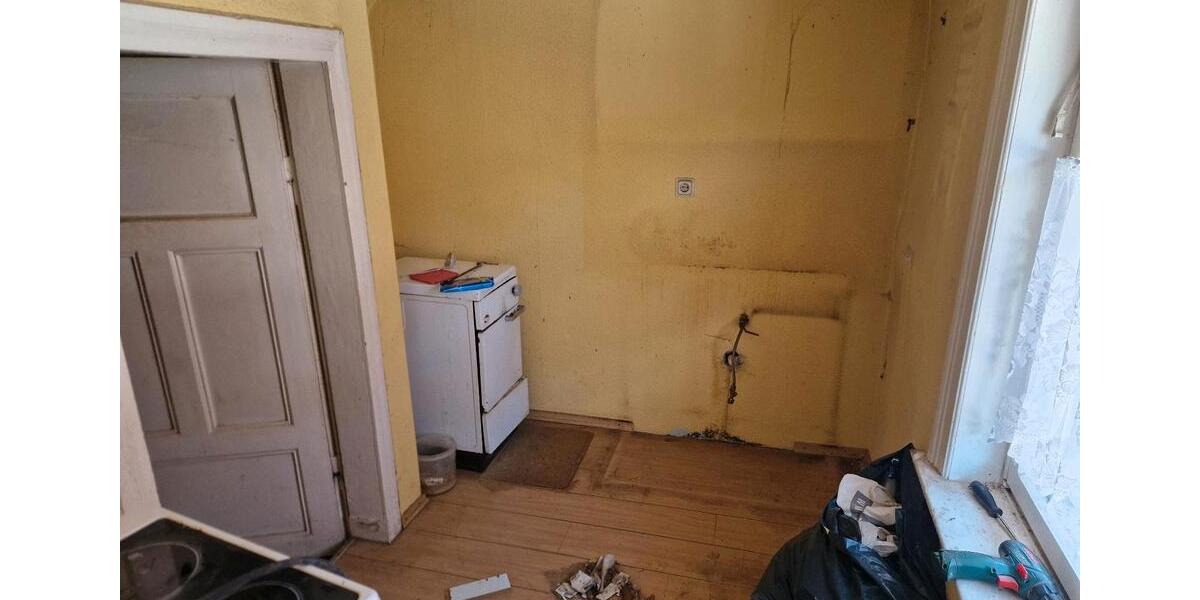 Einfamilienhaus Bleicherode - 5 Zimmer, 110 m&sup2;, 70.000&euro; | Angebot:26341949