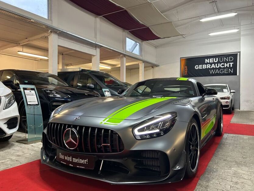 AMG GT R