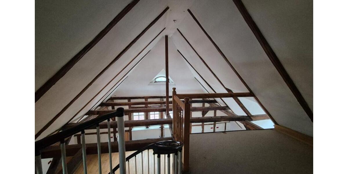 Dachgeschoßwohnung Treffurt - 2 Zimmer, 120 m&sup2;, 660&euro; | Angebot:26087134