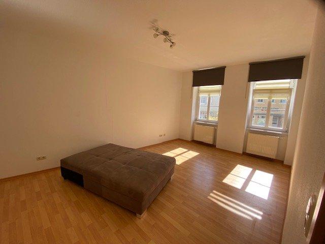 Etagenwohnung Bad Lobenstein - 2 Zimmer, 67 m&sup2;, 364&euro; | Angebot:26335836