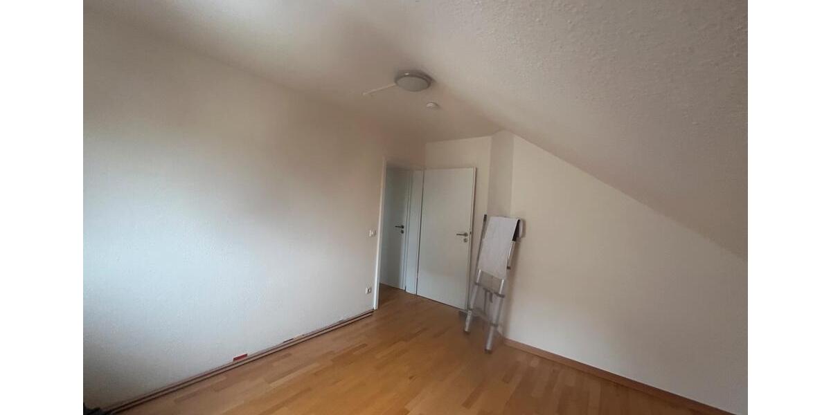 Dachgeschoßwohnung Aachen Aachen-Mitte - 3 Zimmer, 54 m&sup2;, 850&euro; | Angebot:26019137