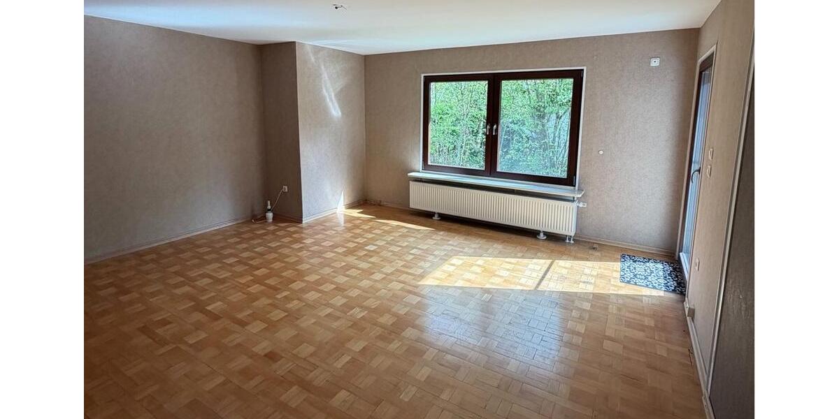 Etagenwohnung Marburg Cappel - 5 Zimmer, 150 m&sup2;, 480&euro; | Angebot:26299967