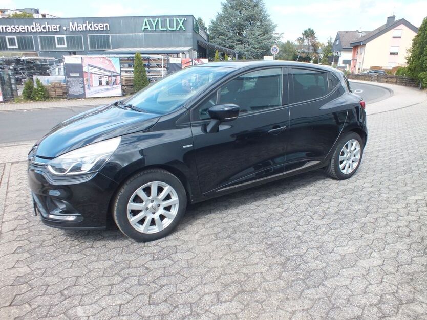 Renault Clio 99.000 km 8.750 € Andernach 56626